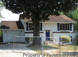 1915 Ashton Rd, Fayetteville, NC 28304