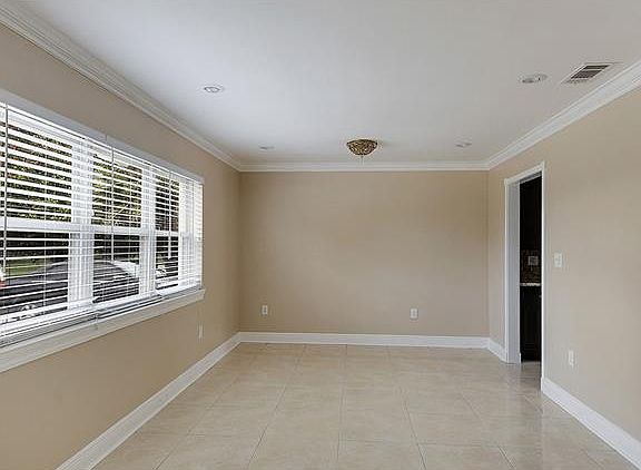 5th image of 2713 Golden Dr