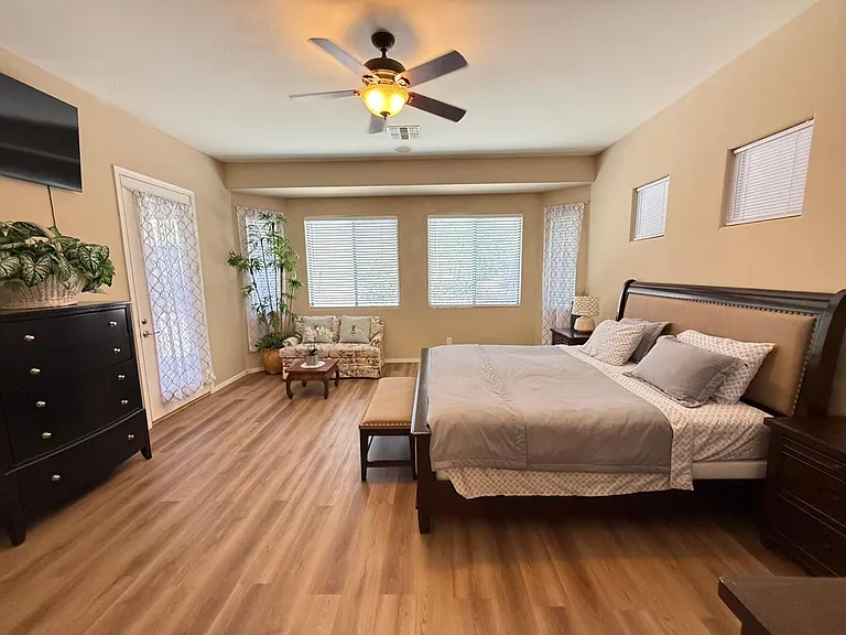 1928 W Spur Dr — Photo 15