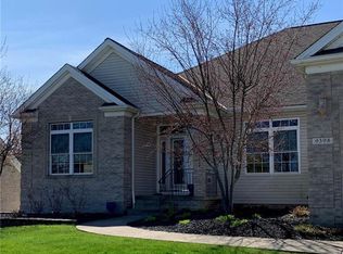 9398 Andrew Dr, Twinsburg, OH 44087