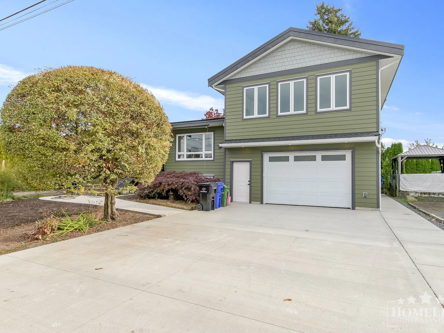 10340 Beverley Dr — Photo 2