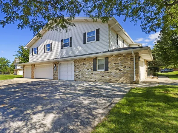 8631 31st Ct, Kenosha, WI 53142