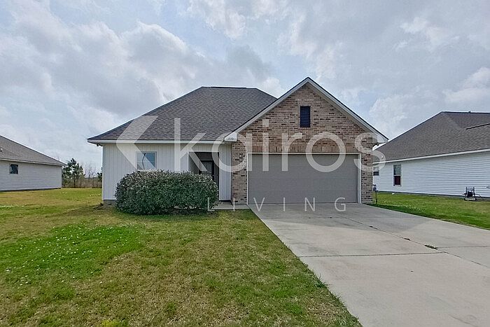 1st image of 1710 Park Place Dr