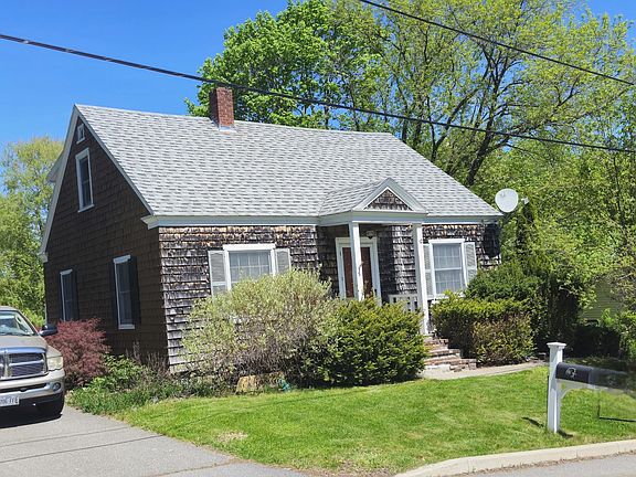 3rd image of 12 Schoolhouse Lane