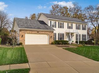 1642 Clayton Ct, Grove City, OH 43123