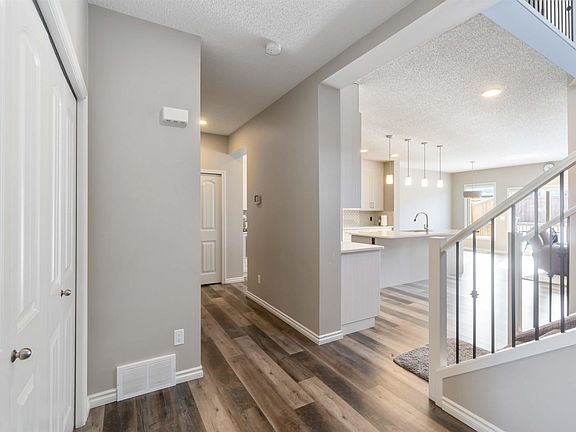 4th image of 435 41st Ave NW