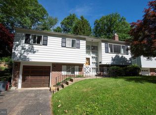399 Hillside Rd, Ridley Park, PA 19078