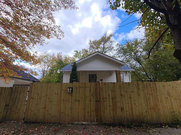 3rd image of 7759 Sherwood St