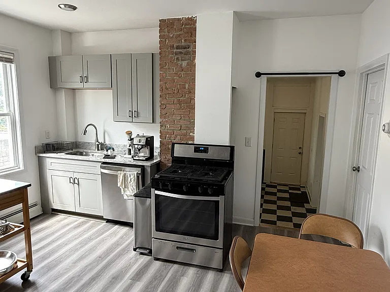 27 Candace St #1 — Photo 8