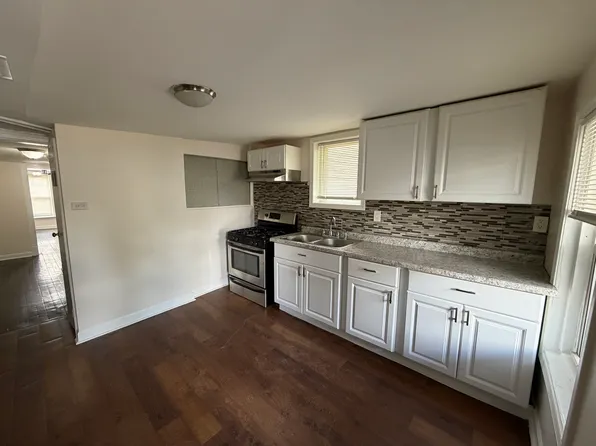 (undisclosed Address), Chicago, IL 60639