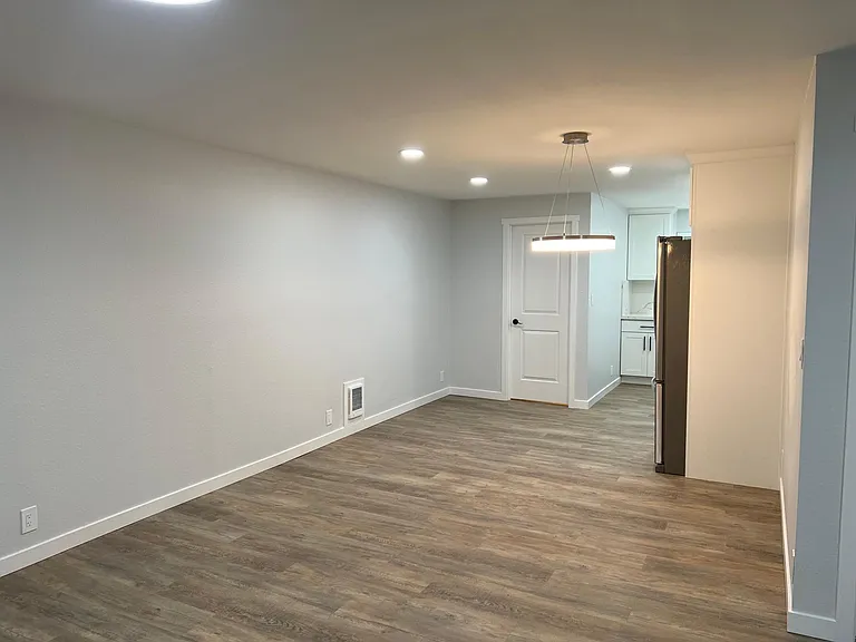 19215 15th Ave NE #3 — Photo 17