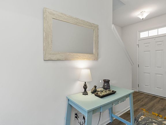 5th image of 9258 Cassadine Court