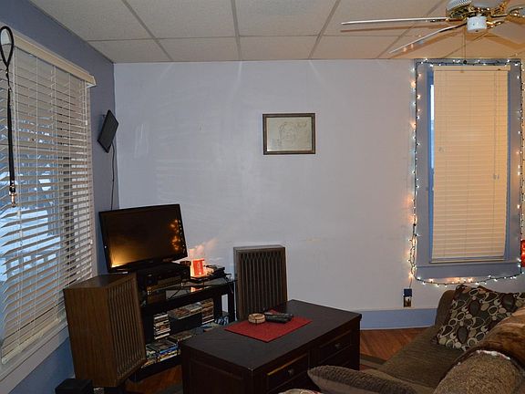 5th image of 425 S 30th St