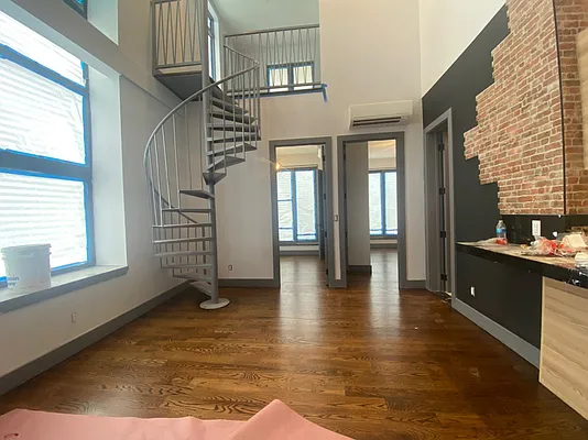 Rented by Lofts and Flats LLC | media 23