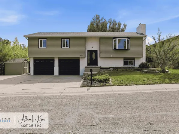 3921 Swanton Ave, Casper, WY 82609