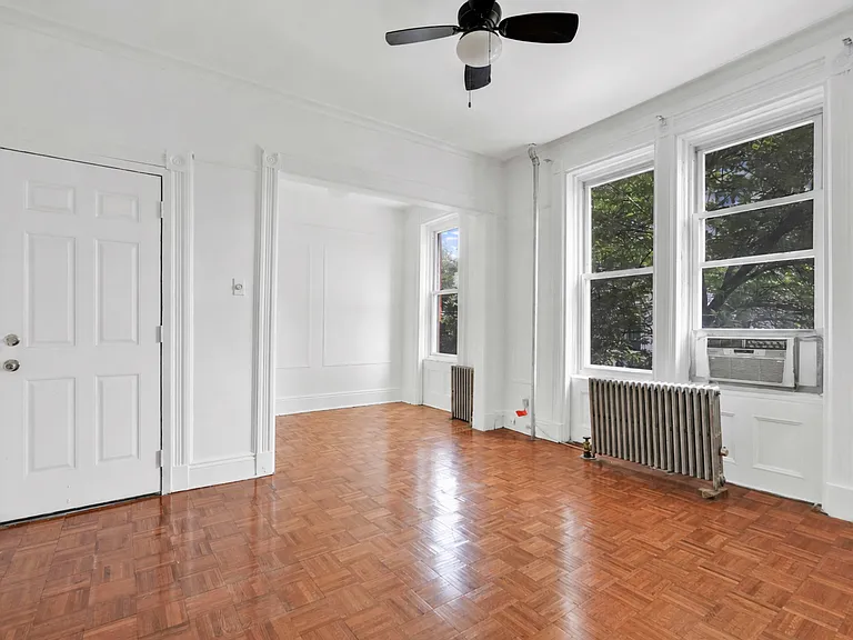 648 Park Pl #3 — Photo 7