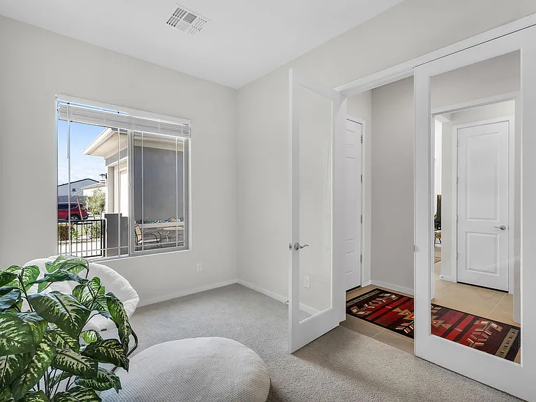 866 W Flatiron Trl — Photo 12