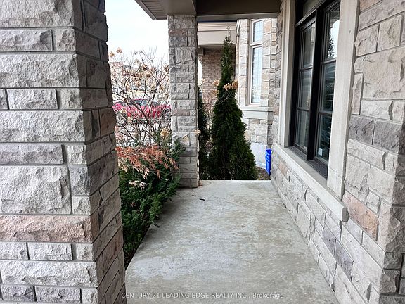 4th image of 83 Golden Forest Rd