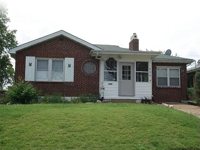 636 Cumberland Dr photo 1