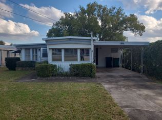 1533 Lakeview Dr, Tavares, FL 32778