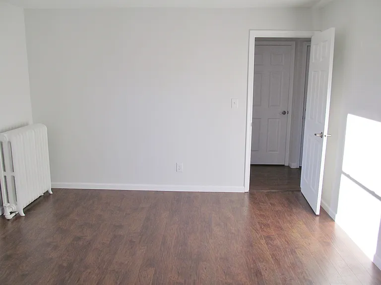 281 S Washington Ave #2 — Photo 9