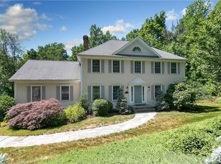 15 Fawn Rd, Easton, CT 06612