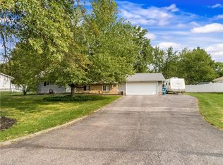 2923 Saint Clair Dr, Akron, OH