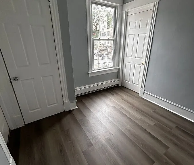 105 Maple St — Photo 4