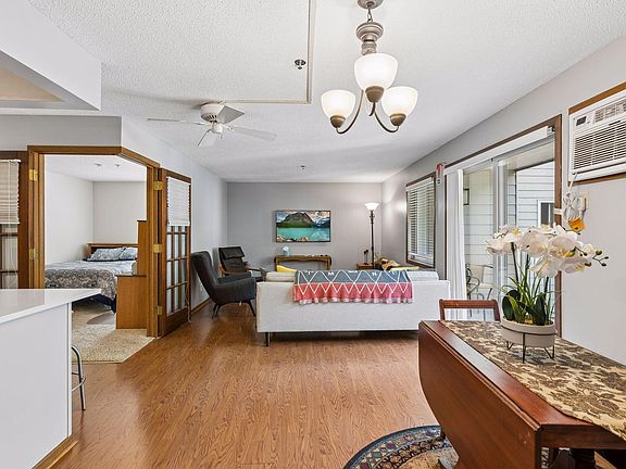 3rd image of 2130 Ridge Dr APT 23