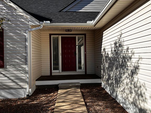2nd image of 1227 Colony Dr
