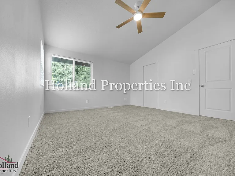9055 SW Sagert St — Photo 8