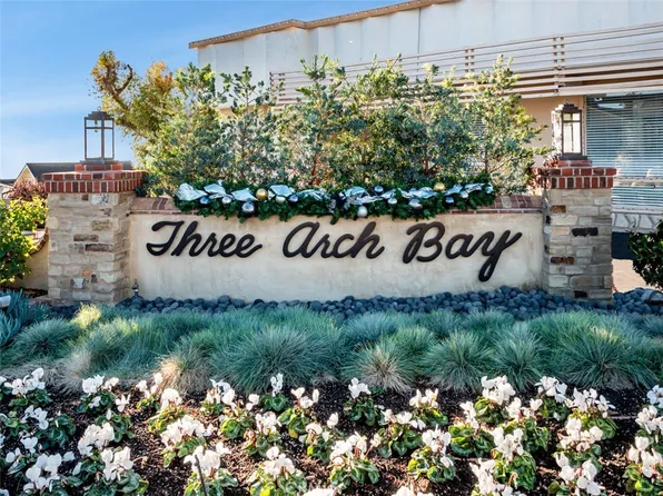 44 S La Senda Dr, Laguna Beach, CA 92651