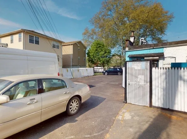 184 N Park St, East Orange City, NJ 07017