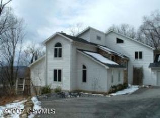 415 Oak View Rd, Northumberland, PA 17857