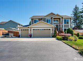 1208 143rd St SW, Lynnwood, WA