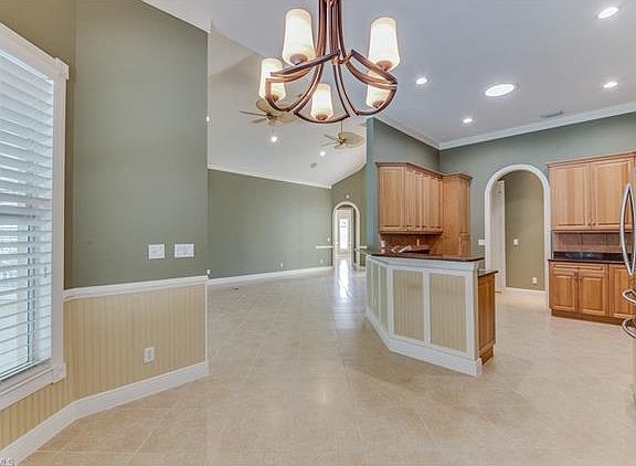3rd image of 10285 Avonleigh Dr