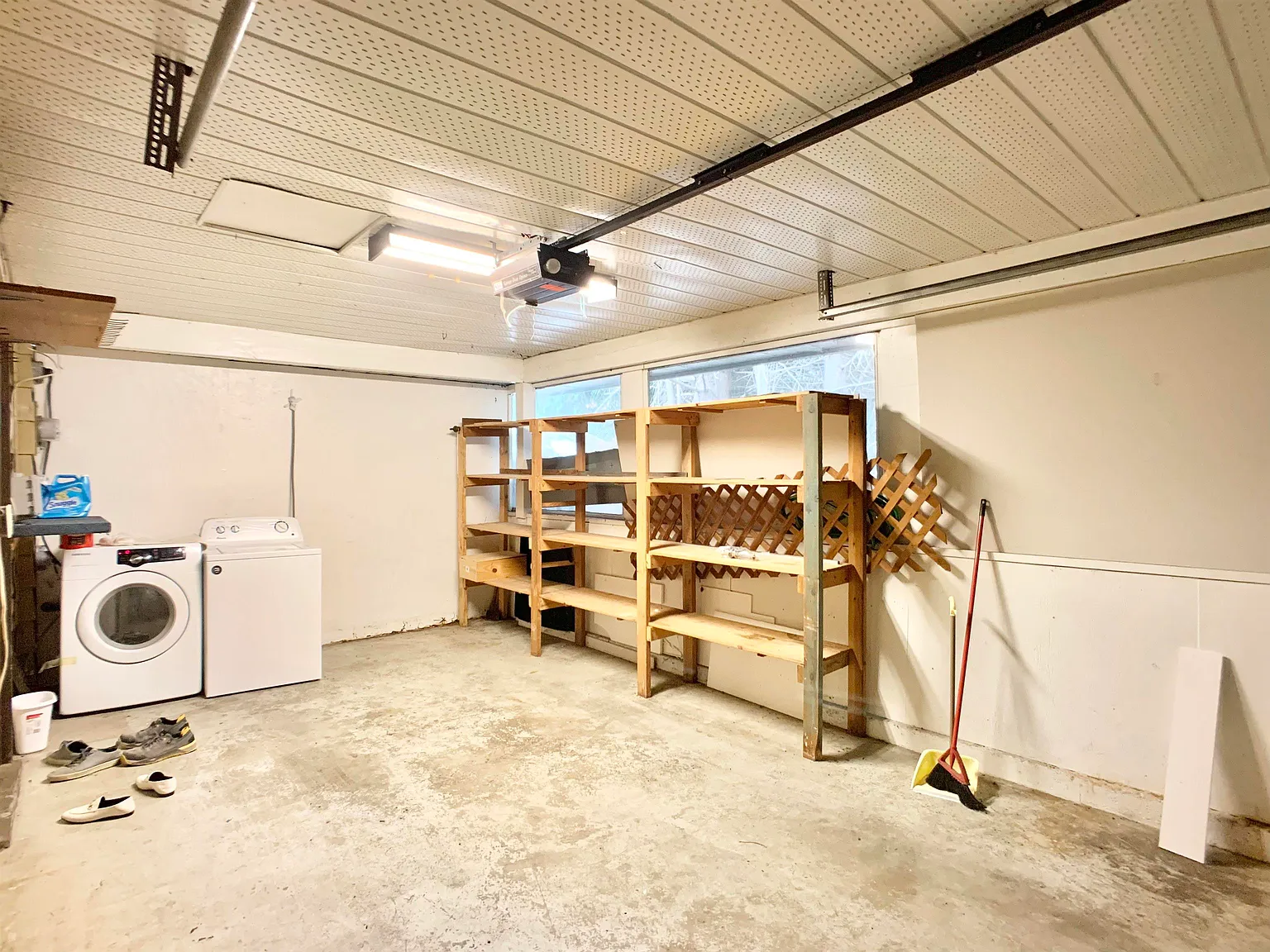 4 bed, 2100 sqft, $4,000 — Photo 4