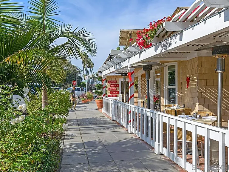 2368 Torrey Pines Rd #61 — Photo 4