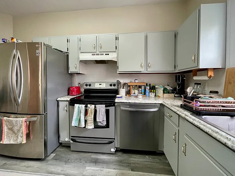 383 Angell St #2A — Photo 9