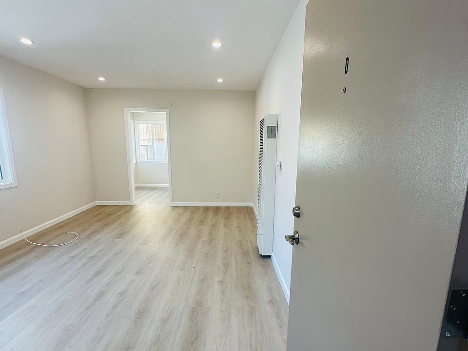 1st image of 325 E Verdugo Ave #D