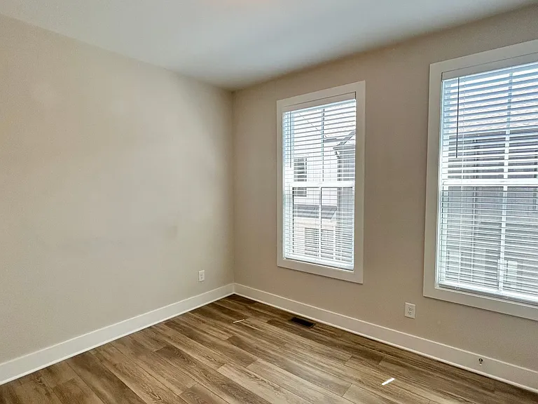 195 Chestnut Cir — Photo 14