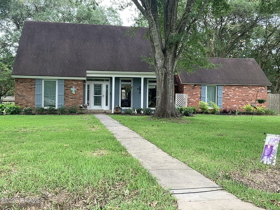 1st image of 112 Heritage Dr