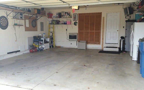 3rd image of 589 Suzanne Ave