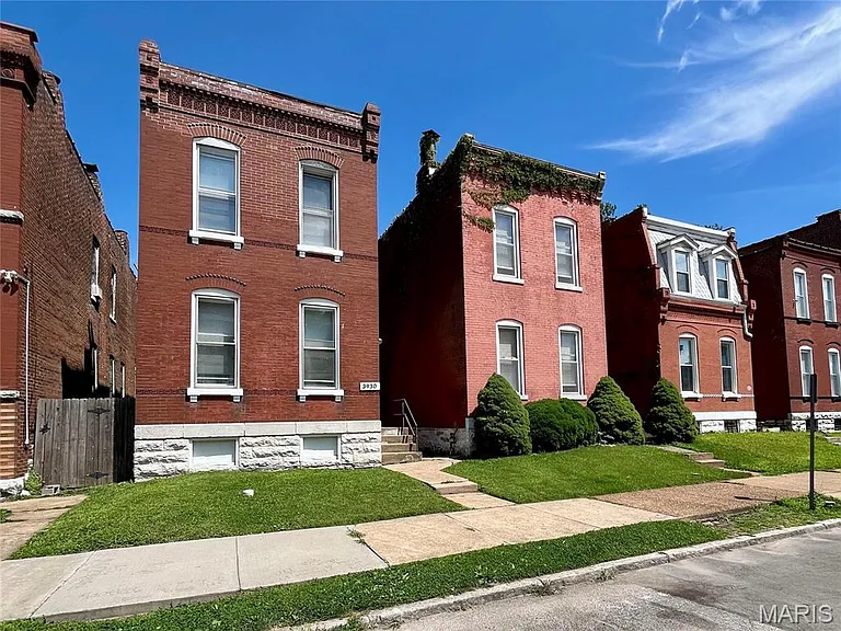 3930 Nebraska Ave #2 — Photo 2