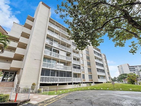 2nd image of 7021 Environ Boulevard #316
