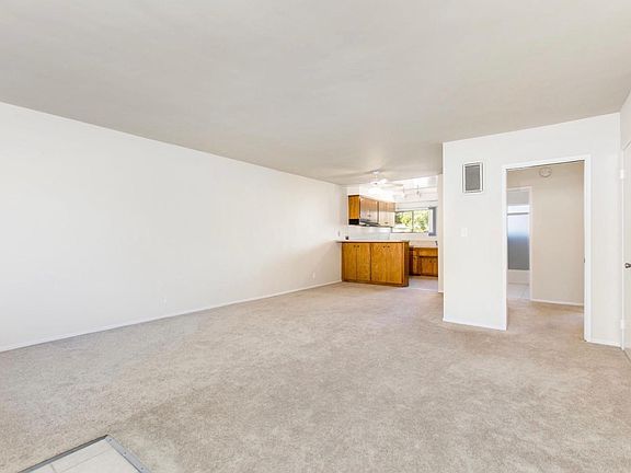 Open floor plan living / dining