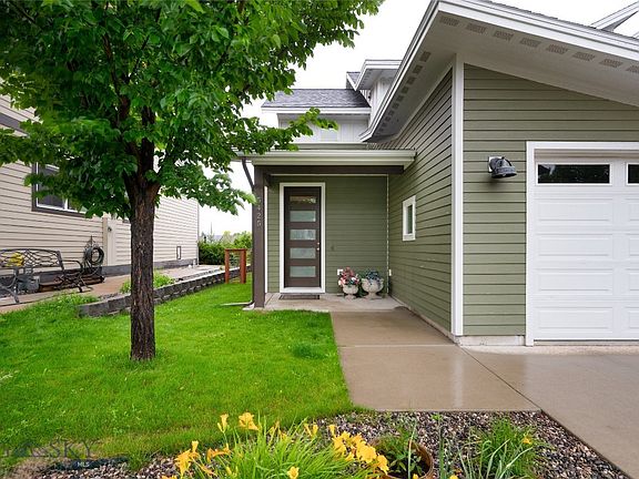 3rd image of 5425 Vermeer Ln
