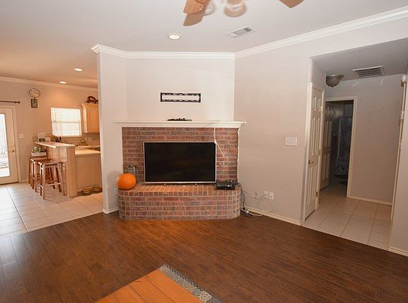 4th image of 4703 Dentcrest Dr