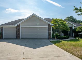 7228 Sandyridge Pl, Fort Wayne, IN 46835