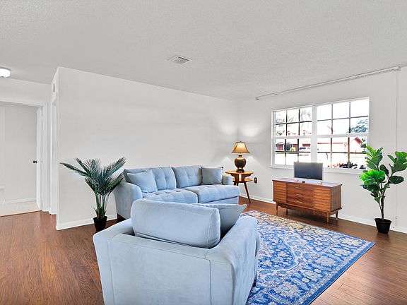 3rd image of 355 20th Avenue
